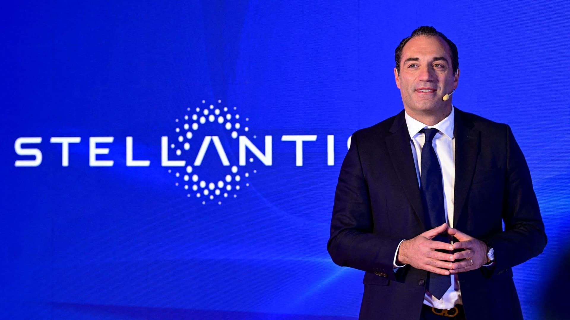 Stellantis CEO Antonio Filosa is about to unveil his plan to turn the company around as the automaker’s stock lags