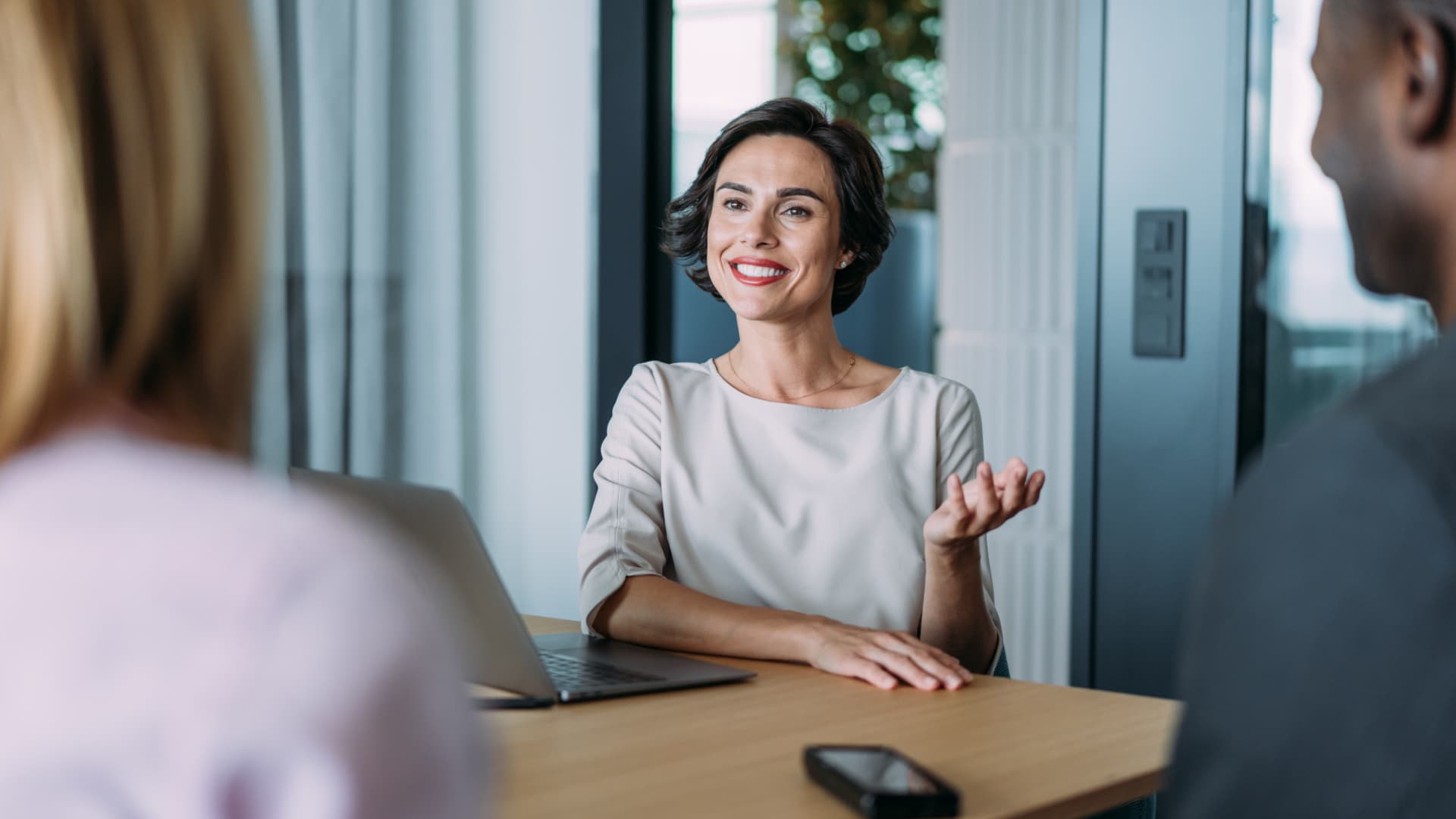 How to answer this tricky interview question, says career expert: It shows you have skills that ‘cannot be replaced’ by AI