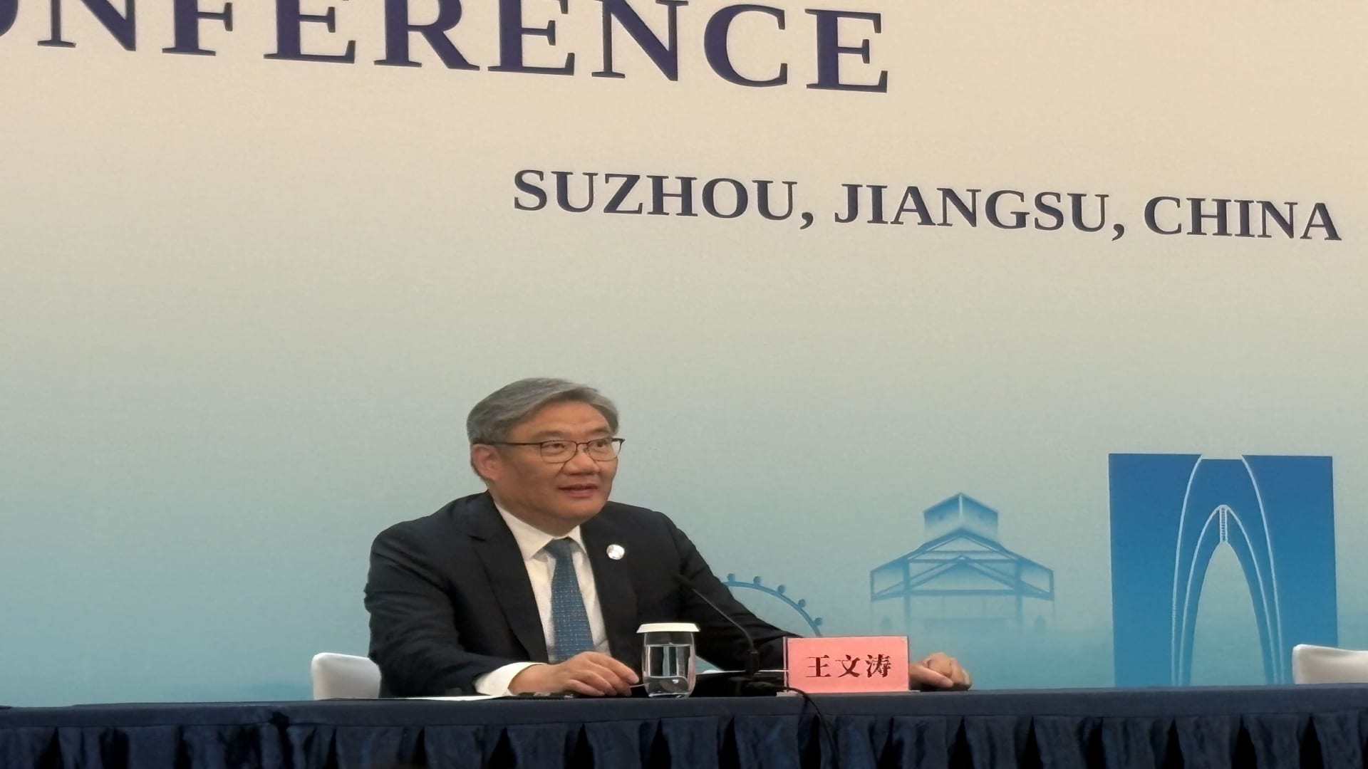 Three signs from APEC that the U.S. and China remain far apart on trade