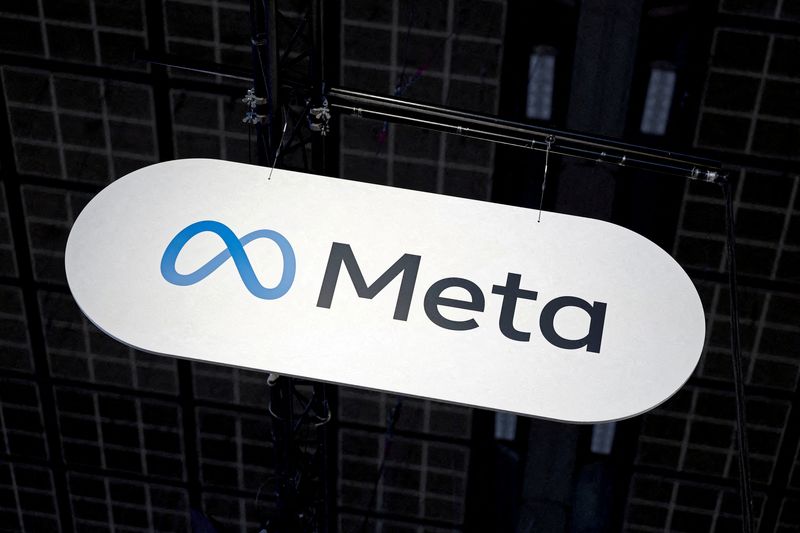 Meta offers rival AI chatbots free access to WhatsApp for a month
