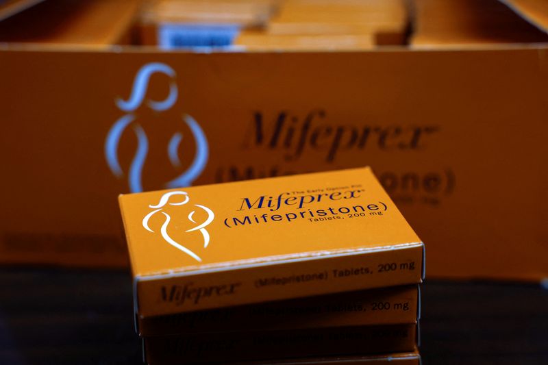 US Supreme Court lets abortion pill mail delivery continue