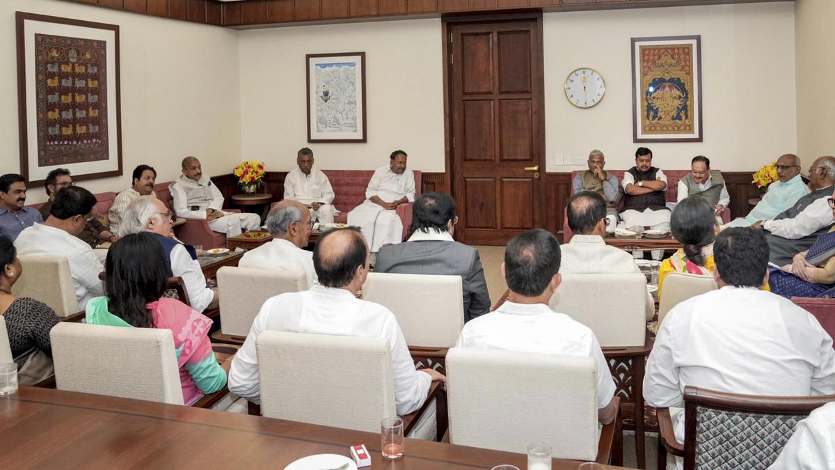 Average of 53% MPs attend meetings of 16 Parliamentary Standing Committees, PAC: data