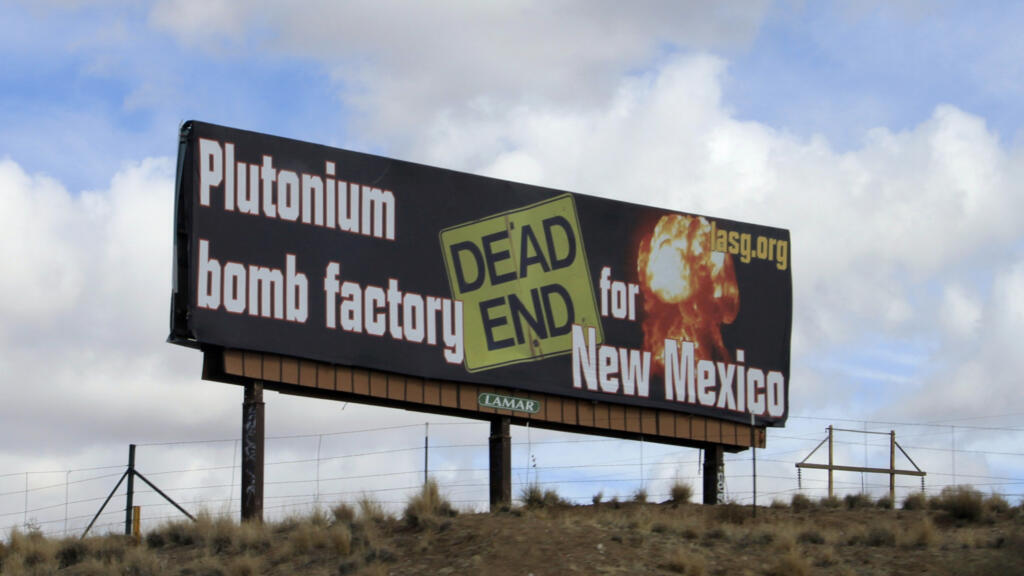 Why does Trump want to transfer Cold War-era plutonium to nuclear start-ups?