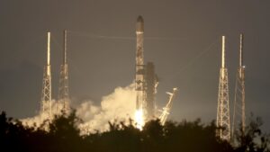 Unique SpaceX IPO is hedging challenge for Wall Street: ‘What are you going to do, short NASA?’