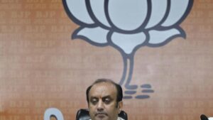 BJP accuses Congress-led govt. in Kerala of promoting alcohol consumption