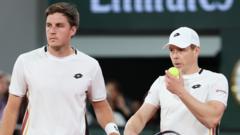 GB’s Patten and partner Heliovaara beaten in French Open doubles final