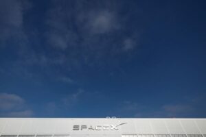 SpaceX vaults past Amazon’s market value as shares extend IPO surge