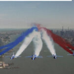 New York: French air force soars over Statue of Liberty