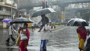 Heavy downpour in Mumbai, IMD issued Orange alert