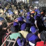 Tensions at Uttarakhand border as Nihang Sikhs breach barricades, head towards Hemkund Sahib