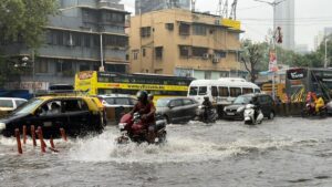 Monsoon tracker LIVE: ‘Orange’ alert for Mumbai, heavy overnight rain leads to waterlogging in several pockets