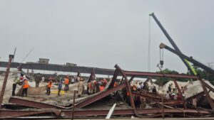 Three dead after under-construction warehouse collapses at Taratala in Kolkata; rescue efforts on