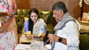 SIR in Karnataka: Door-to-door enumeration begins from Chief Minister’s home; D.K. Shivakumar urges voters to complete exercise