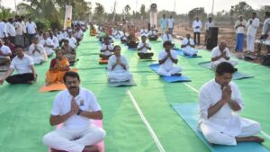 Minister inaugurates thematic yoga programme in Vizianagaram district; 1,000 take part