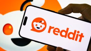 Reddit stock sinks on report it may not renew Google AI content deal
