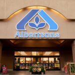 Albertsons stock plunges as it says weaker grocery spending will cut into sales and earnings