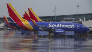 Southwest Airlines profit jumps 9% as passengers pick up fuel tab, but third-quarter forecast falls short
