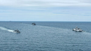 Indian Navy foils piracy bid in Gulf of Aden; MARCOS secure cargo ship carrying critical consignment for India