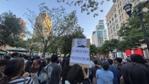 ‘Main bhi cockroach’: Student protests against NEET reach New York, London – watch