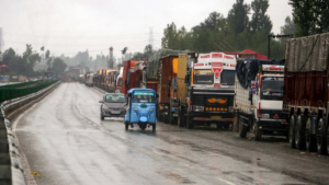 Couple dead, 4 hurt as boulder falls on tempo on Jammu-Srinagar NH in Ramban