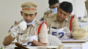 Telangana Govt approves recruitment for 6,424 posts in Police dept, including SI and Constable jobs
