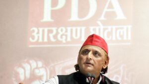 Akhilesh alleges students abducted by U.P. police in Prayagraj, authorities refute claim
