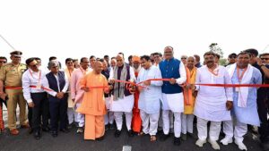 Union Ministers Rajnath, Gadkari inaugurate Lucknow-Kanpur Expressway