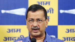Centre ‘coercing’ vehicle manufacturers into silence on E20 issue: Kejriwal