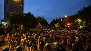 Braving rain, thousands re-group at CJP protest site at Jantar Mantar