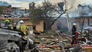 Zelensky warns of possible major Russian strike overnight