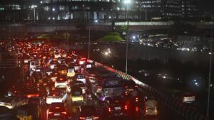 Cyberabad Police advise staggered early logouts starting 3.30 p.m. amid rain forecast