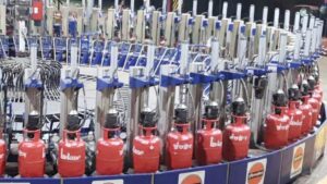 Despite relief, hotels unlikely to reduce food prices soon; owners want LPG at pre-war rates