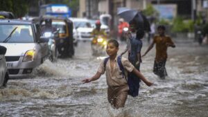 Monsoon tracker LIVE: Monsoon arrives in Delhi; Mumbai’s Juhu records 205 mm rainfall in 24 hours