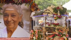 Singer S. Janaki cremated with full state honours in Mysuru as fans, celebrities pay tributes | Highlights