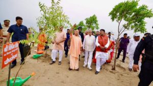 Adityanath flags environmental concerns, launches 35-crore sapling drive