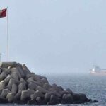 Oil prices fall as Iran and US pause strikes over Strait of Hormuz tensions