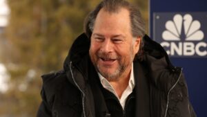 Salesforce stock jumps 12% on AI growth and Anthropic investment gain