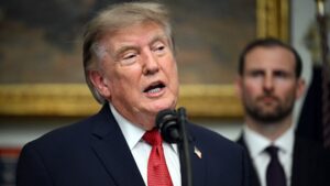 Trump announces ‘economic warfare’ on Iran, threatens ‘tremendous’ consequences for its backers