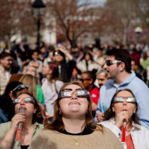 Frenzy for Solar Eclipse Glasses Takes Over London