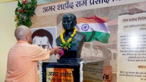 ‘Har Ghar Tiranga’ campaign tribute to freedom fighters’ sacrifices: CM Adityanath