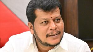 T.N. Handlooms Minister announces change in length of dhotis distributed as part of Pongal scheme