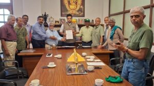 Yaduveer backs campaign against kambala during Mysuru Dasara