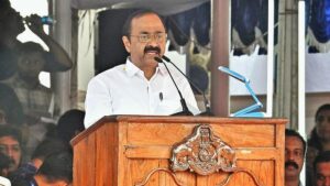 Keralam CM dismisses reports about irregularities in distribution of free Onam kits
