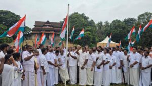 Rashtraraksha Samithi holds parallel I-Day celebration in protest at Thrissur’s Thekkinkadu Maidan with full Vande Mataram rendition