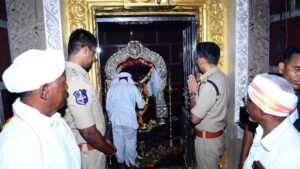 Devotees throng Nagoba temple at Keslapur on Naga Panchami