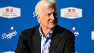 Mark Walter sought loan from Apollo backed by Lakers stake