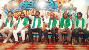 Shrimp farmers in Andhra Pradesh threaten crop holiday if govt. fails to address rising feed prices by September 30