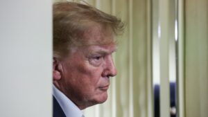 Trump urges Ukraine to stop ‘knocking out’ Russian oil refineries as U.S. diesel hits record