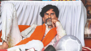 Maratha activist Jarange Patil calls off 20-day fast, gives govt 3 months to consider demands