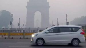 Delhi pollution crackdown: Hotspots to be mapped, pending road works get Oct 31 deadline